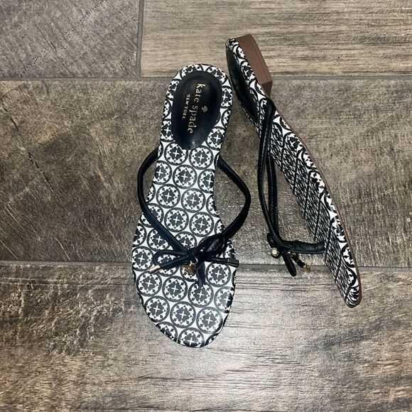 Kate Spade New York black leather sandals - Picture 1 of 4